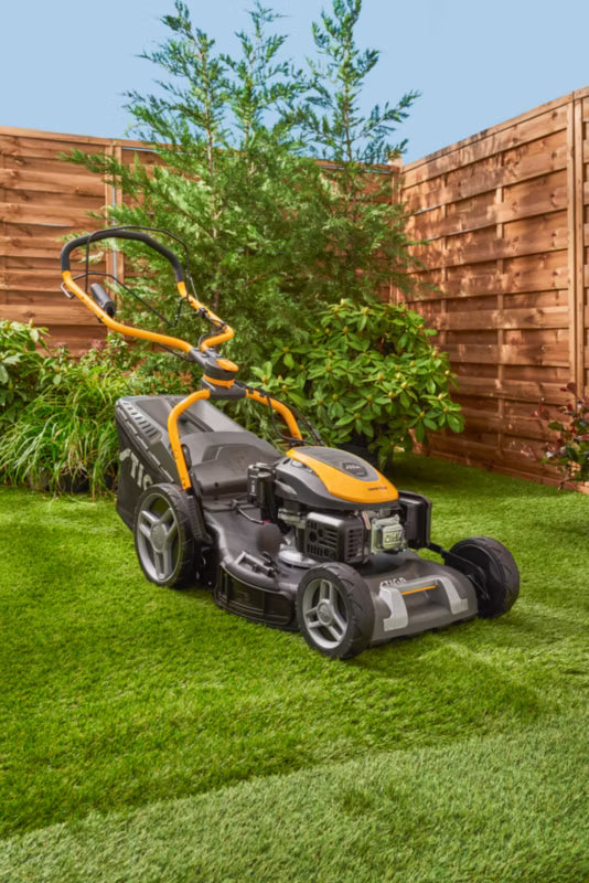 Benzinplæneklipper 51 cm med Selvkørende Fremdrift 2,6 kW