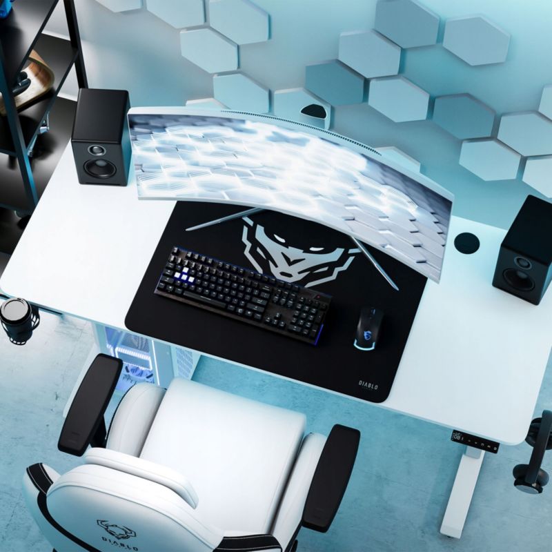 https://media2.castorama.pl/is/image/CastoramaPL/biurko-elektryczne-diablo-chairs-140-cm-bia-e-1-szt~5904405578766_09c_MP?$MOB_PREV$&$width=2400&$height=2400