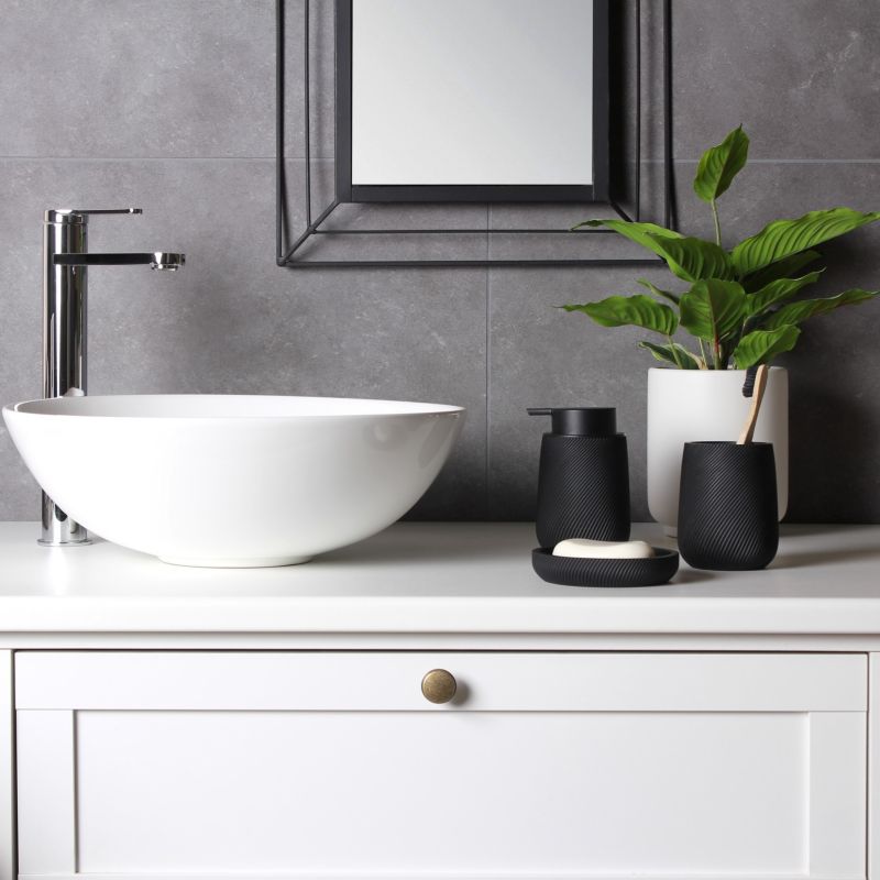 Splendid Ribs sæbedispenser i mat‑sort