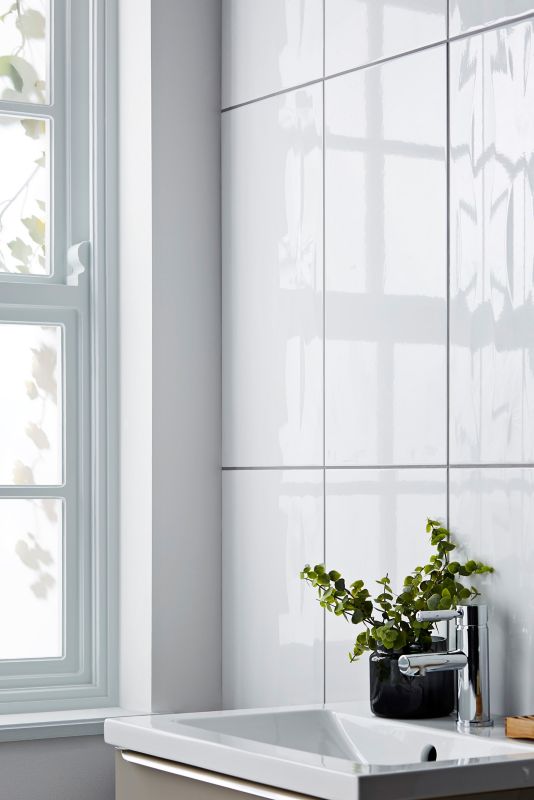 Perouso glazur 29,7 x 60 cm hvid med striber 1,25 m²