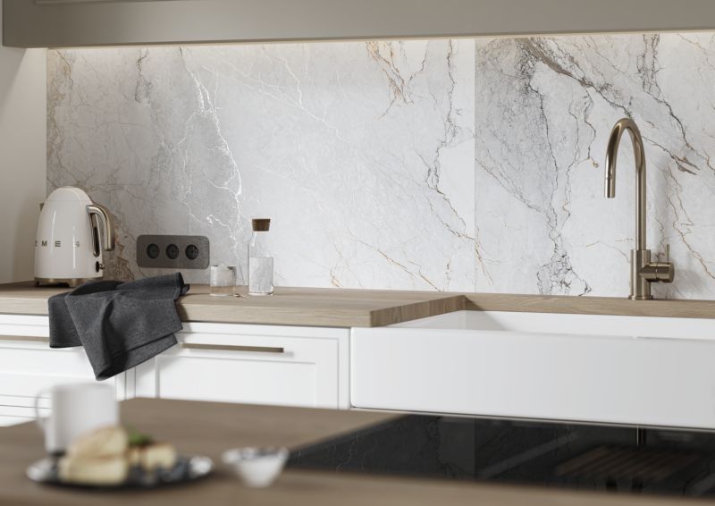 Astrea porcelænsflise 60 x 120 cm hvid mat‑finish med carving 1,44 m²