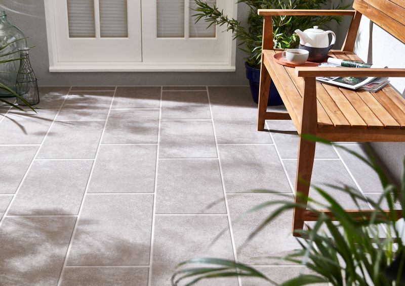 Frostbestandig glasert porcelænsflise Burgundy GoodHome 29,8 x 59,8 cm grå 1,25 m²