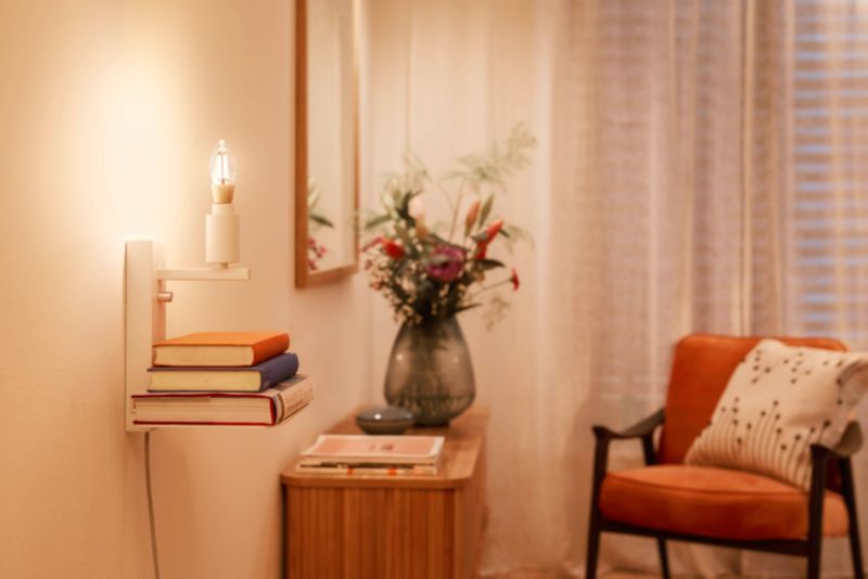 Smart LED-pære Philips C35 E14 2000/5000 K amber