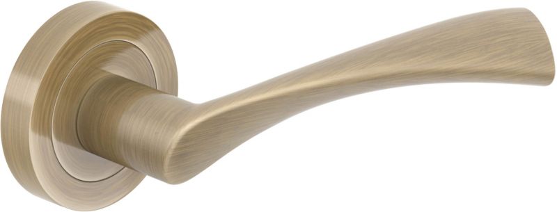 Metalbud Diana dørhåndtag med rund roset i patineret finish