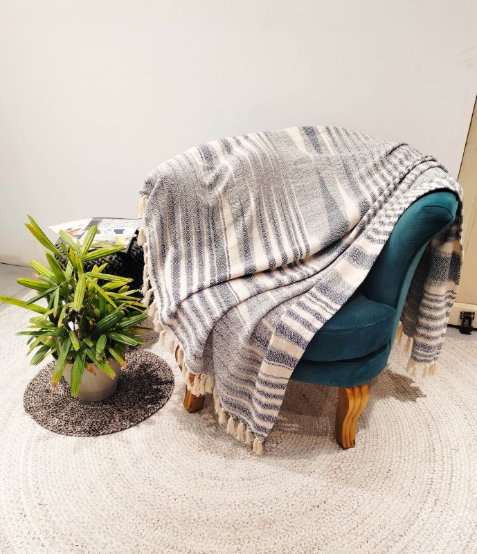 Tuftet plaid 130 x 170 cm med blå romber