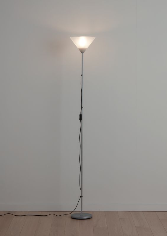 Gulvlampe E27 i sølv