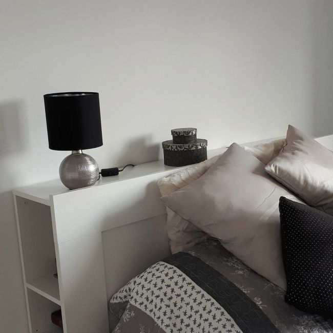 Struhm Perlo bordlampe 1 x 40 W E14 sølv