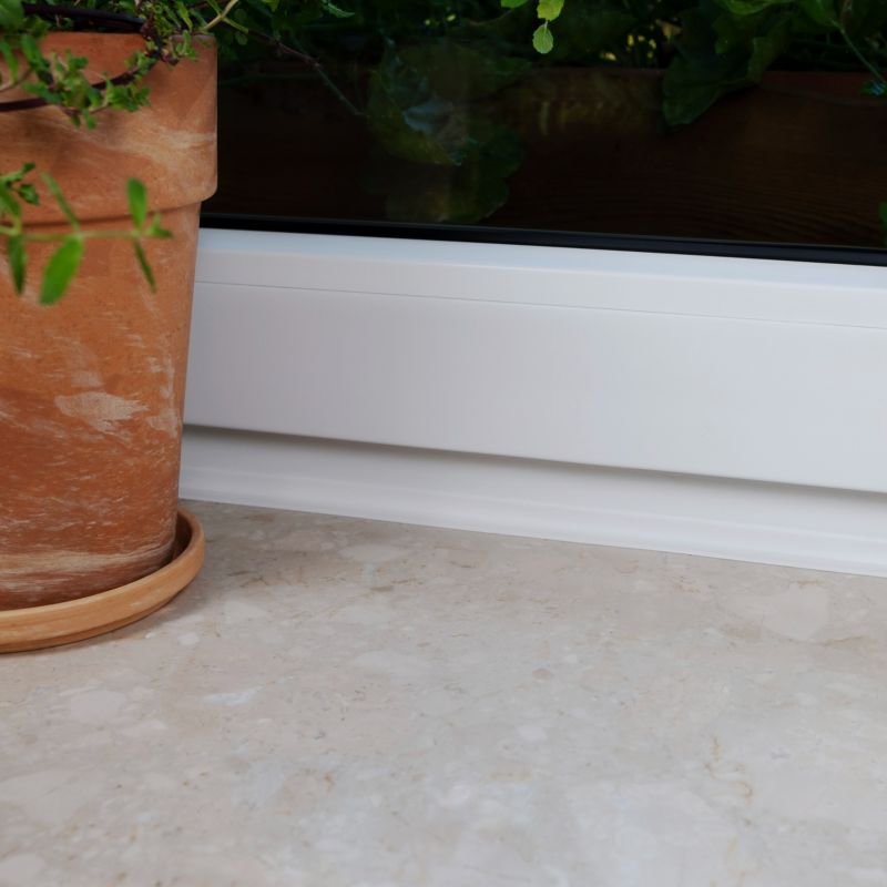 PCV-afslutningsliste 25x15 mm, QUEST, selvklæbende, fleksibel, blød dekorativ tape, hvid, 10 m