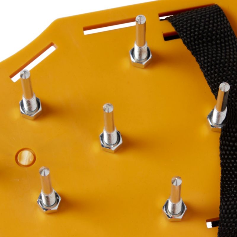 Skoovertræk med pigge til sko