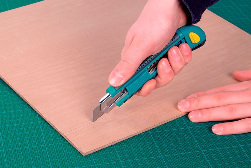 Kniv med afbrudt blad 18 mm wolfcraft 4138000