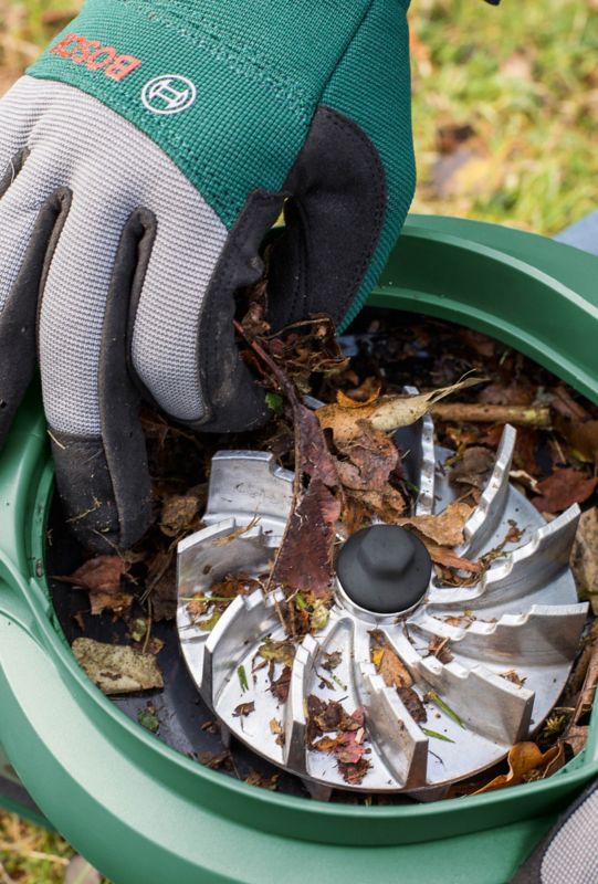 Bosch Tidy 3000 W blæser og støvsuger til havebrug