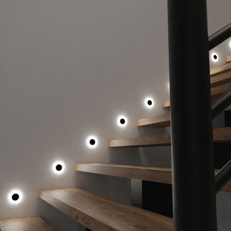 LED Trappelampe Oti 75x75x230 mm Sort 4000 K