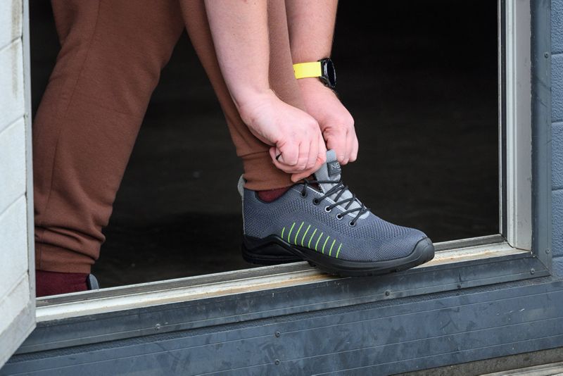 NEO TOOLS arbejdssko i størrelse 44, grå, 1 par