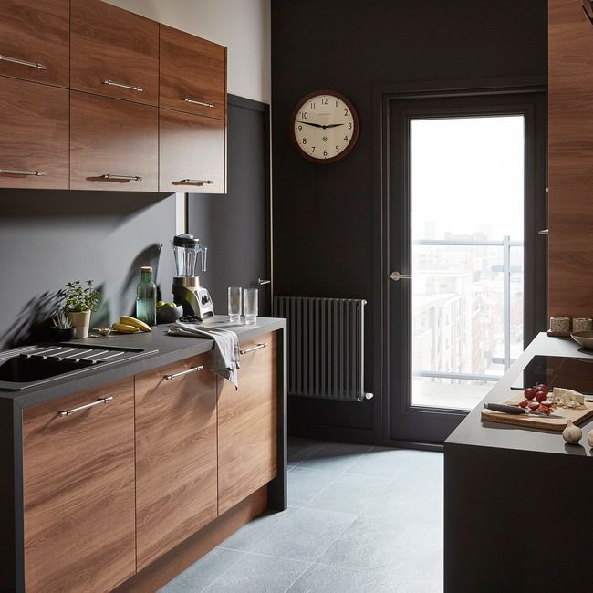 Maskeringspanel til søjleskab GoodHome Chia 61 x 240 cm med træstruktur