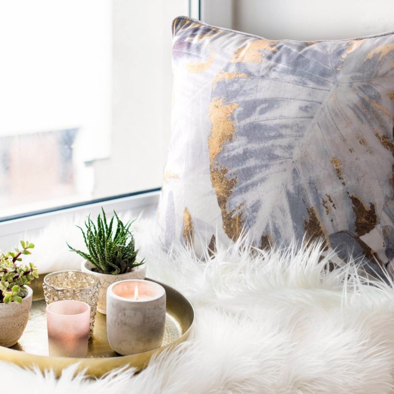 Dekorativ pude Mink 45 x 45 cm hvid / grå