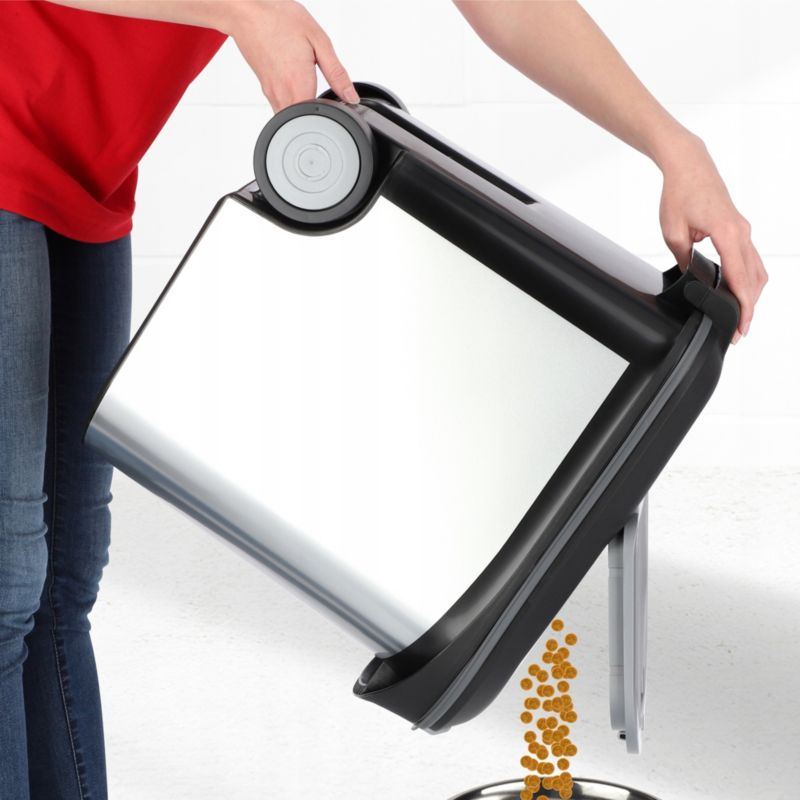 Curver madbeholder til kæledyr 35L, sølv