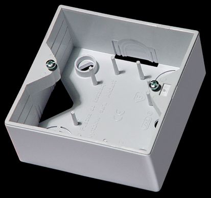 Ospel Akcent universal overflademonteret boks i hvid