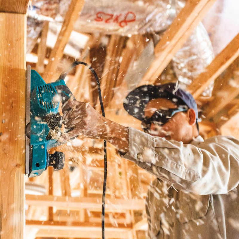 Makita træhøvl 620 W 82 mm