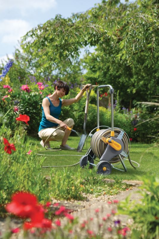 Metalvogn Hozelock 40 m fi 12,5 mm med pistol og fittings