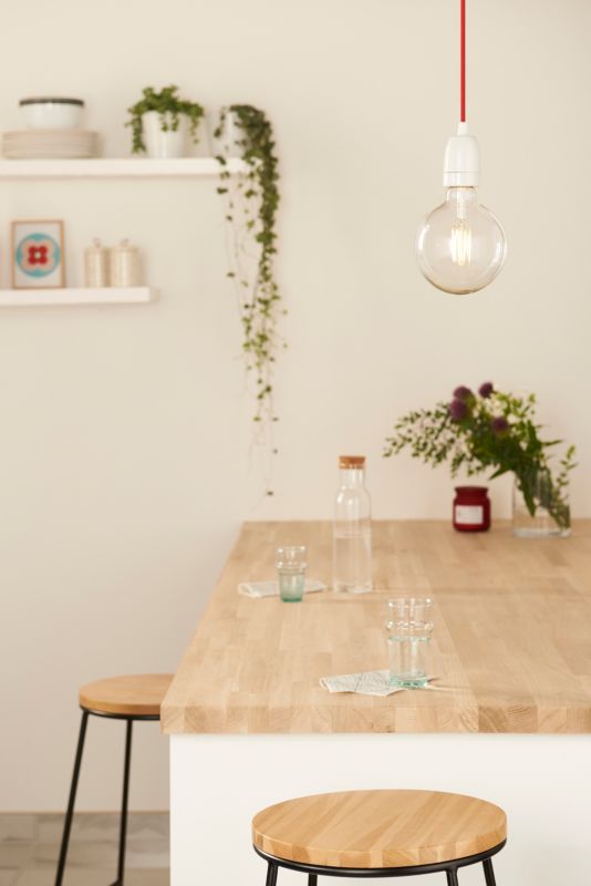 LED-pære Diall G125 E27 806 lm 2700 K