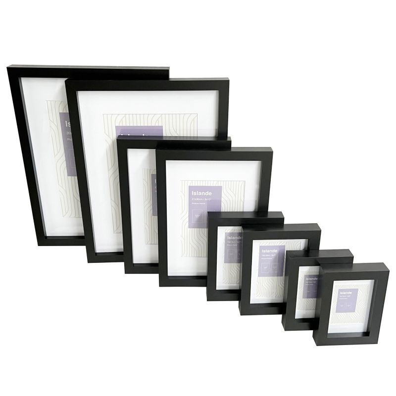 Sæt med 8 GoodHome Islande sorte rammer