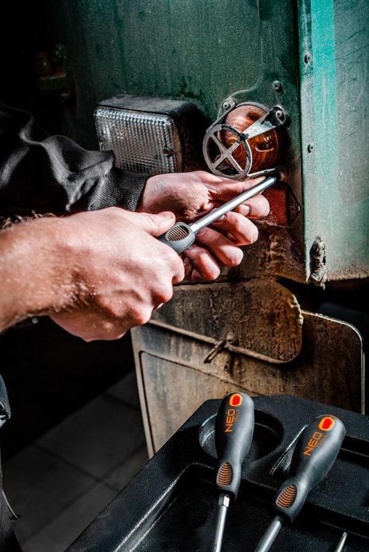 NEO TOOLS skruetrækker- og bit-sæt, 37 dele, 1 sæt