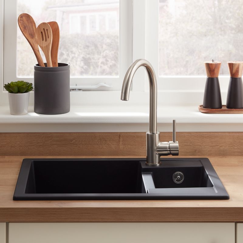 Granitvask Cooke&Lewis Jayson 1,5-kamret uden afløbsplade sort