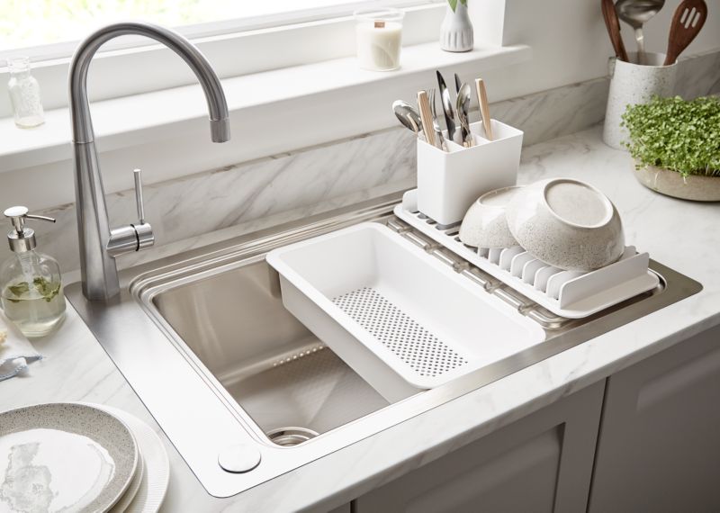 Romesco rustfri stålvask med 1 kum og afløbsplads samt tilbehør