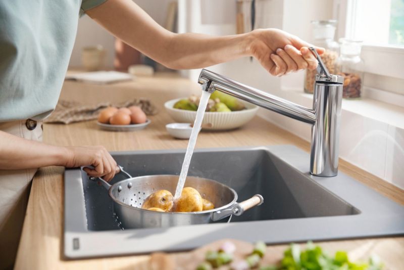 Hansgrohe Zesis 150 Eco krom køkkenarmatur med udtrækkelig tud