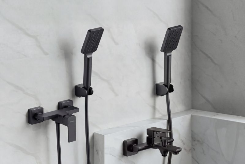 Brusearmatur med hylde og tilbehør, gun metal