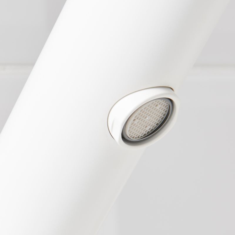 Bateria umywalkowa Nyasa biała z perlatorom obrotowym 193 mm | 3663602299929