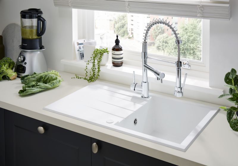 Bilbrough køkkenarmatur med udtrækkelig tud i krom