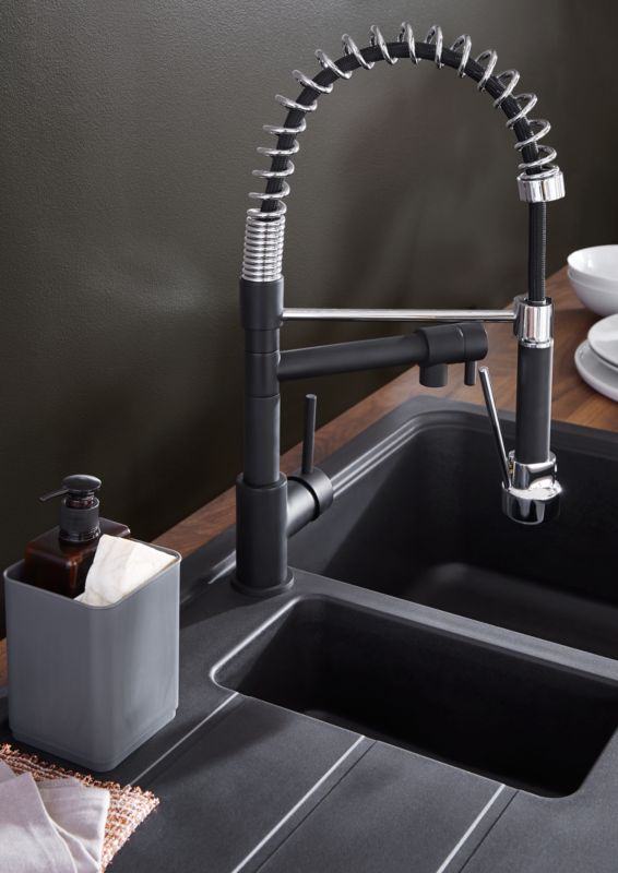 Bilbrough køkkenarmatur med sort, udtrækkelig tud