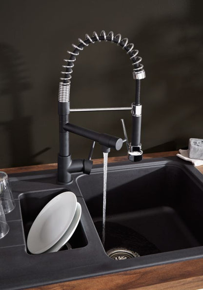 Bilbrough køkkenarmatur med sort, udtrækkelig tud