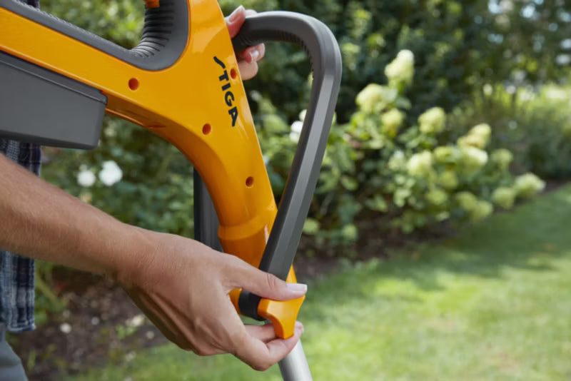 Batteridrevet Græstrimmer GT 100E 25 cm 20V med Batteri og Lader