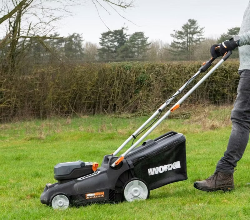 Batteridrevet Plæneklipper WG737E 37 cm 40V