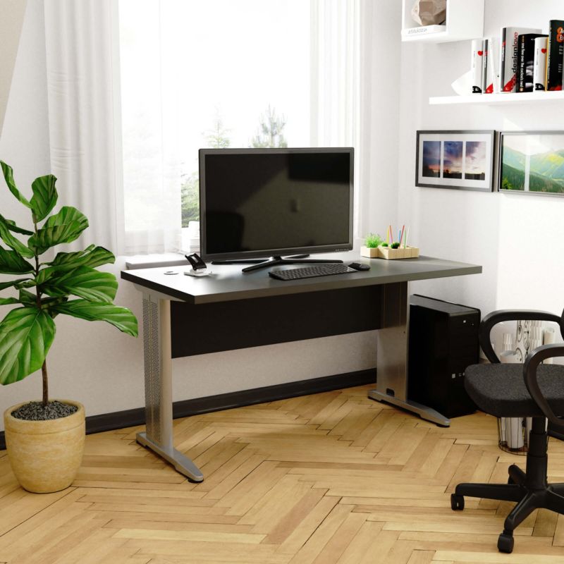 Akord BM135 Skrivebord Grafitgrå 135 cm mat 135x60x76 cm 1 stk.