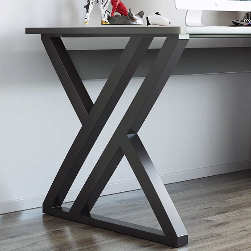 https://media2.castorama.pl/is/image/CastoramaPL/biurko-rebiko-komputerowe-gamingowe-czarne-nowoczesne-dla-gracza-st-loft-75-cm-1-szt~5904890435261_06c_MP?$MOB_PREV$&$width=600&$height=600