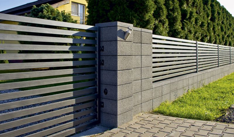Stolpeblok Tora 40,3x40,3x20 cm Marengo