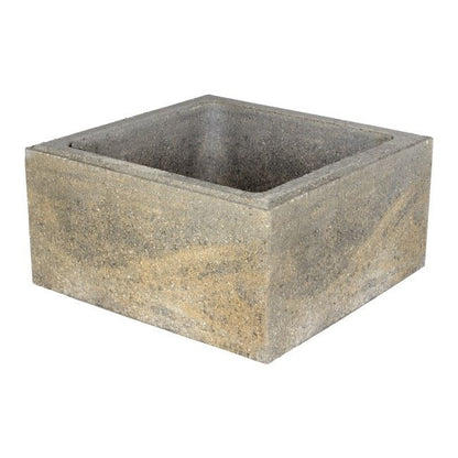 Joniec Tora piryt stolpeblok i beton