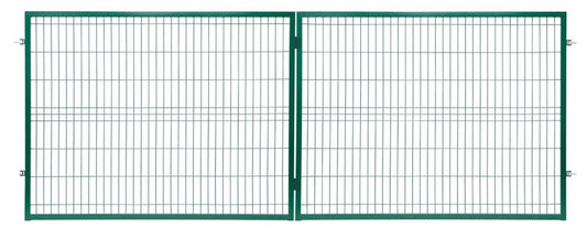 Tofløjet panelport Polbram Steel Group 2D 400 x 150 cm med 5 x 20 cm masker i grøn galvaniseret finish