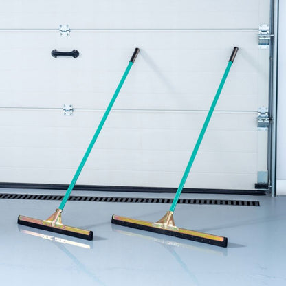 KADAX gummiskraber til gulv med skum og skaft 75 cm, 1 stk.