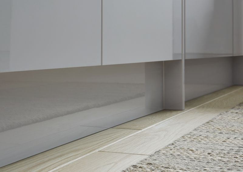 GoodHome Alisma sokkel 240 x 15 cm hvid højglans