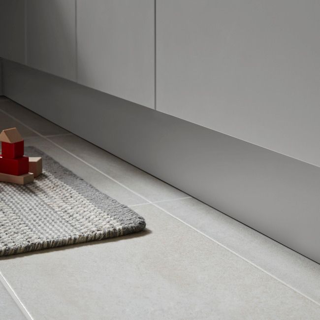 GoodHome Balsamita sokkel 242 x 15 cm mat grå
