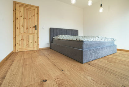 Forfineret gulvbræt Zip Eg Knudret lakkeret 1,45 m²