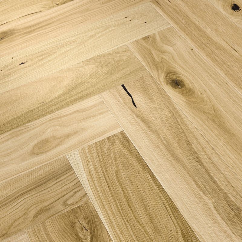 Arron 3-lags gulvplanke i eg med sildebensmønster, 1-lamel, 0,65 m²