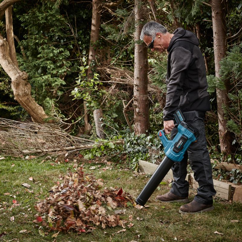 Erbauer 18 V blæser til blade uden batteri