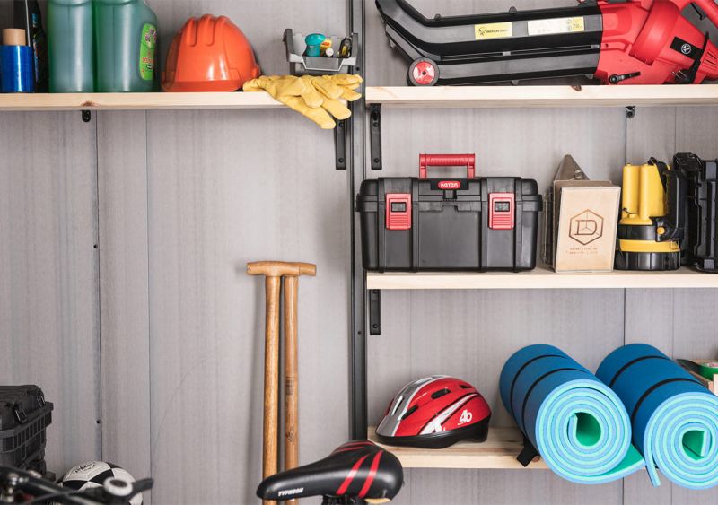 Keter Artisan 9x7 haveskur til værktøj, grå, 1 stk.