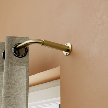 GoodHome Elasa gardinstang 19 mm 240 cm i guld