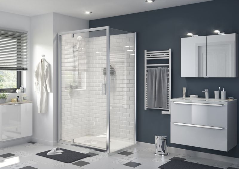 Svingdør til bruseniche 120 cm Krom/Transparent Beloya